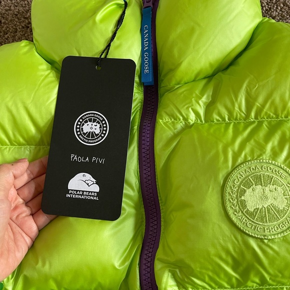 Canada Goose Atwood vest L women (100% authentic) - Picture 4 of 8